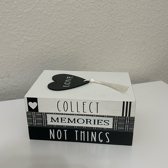 Home decore box - Picture 1 of 3